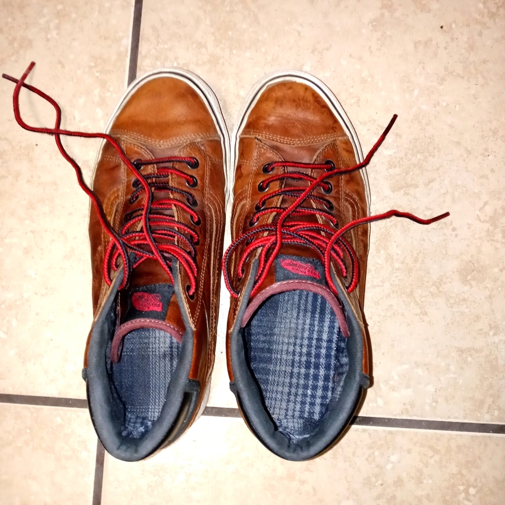 Vans hi top leather / scotchgard inners